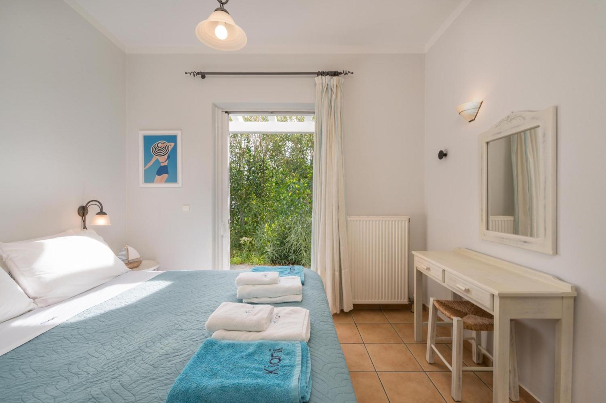 Kiani Sea View Apartments Stavrós エクステリア 写真